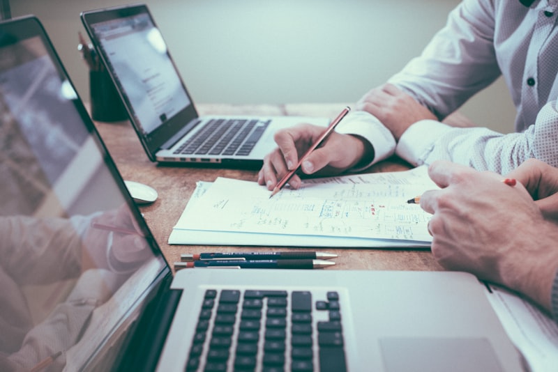 Análisis de datos y métricas para transformación digital